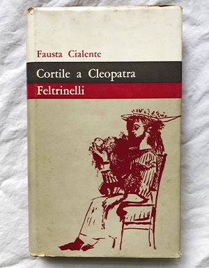 Cortile a Cleopatra poster